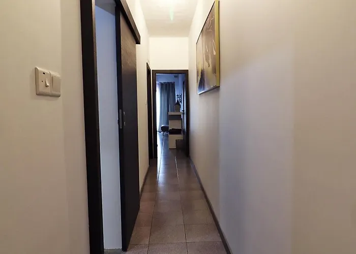 Seaside Hideaway 2br Walk To Sea *